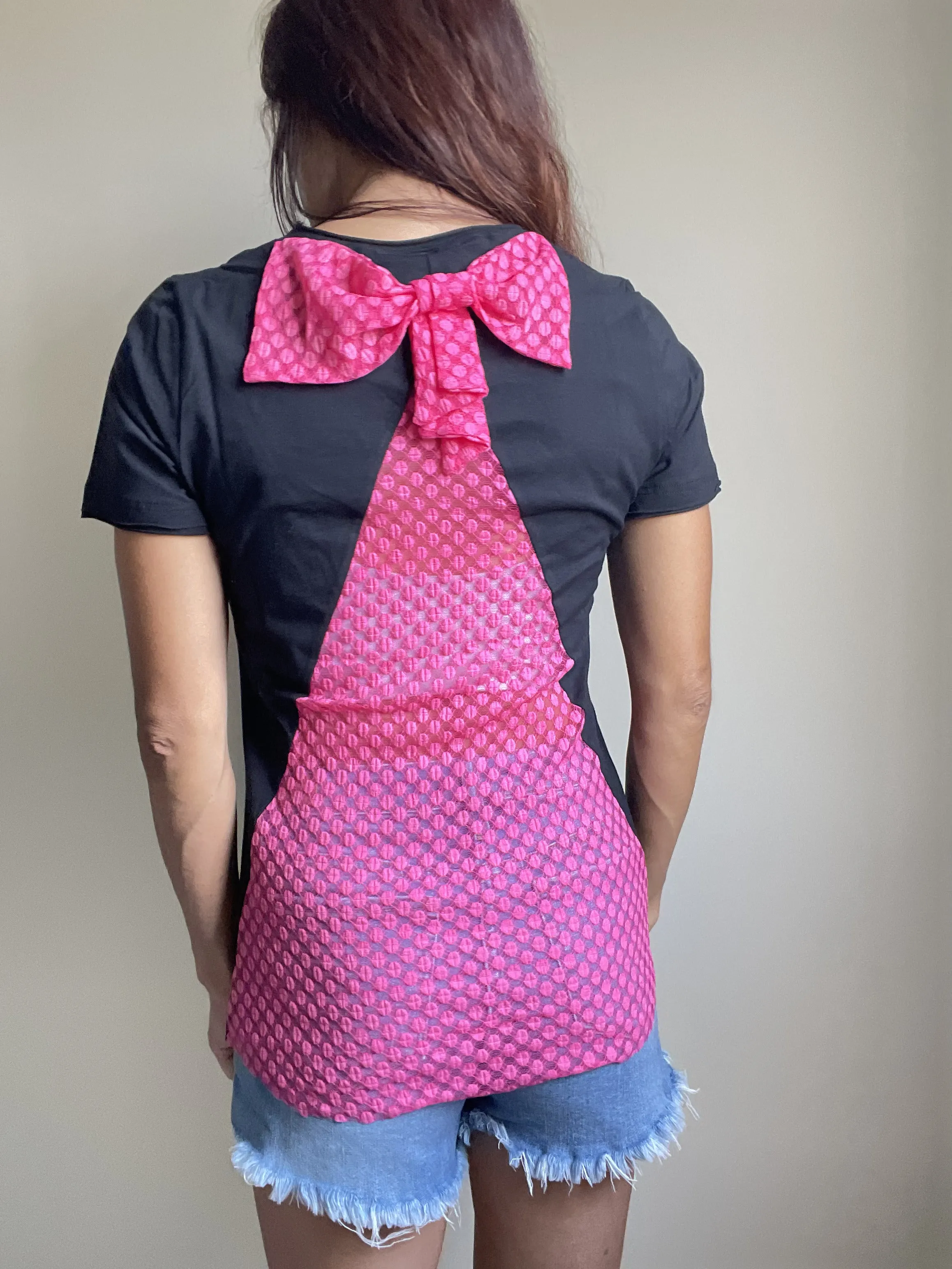 Day of the Dead Sugar Skull Owl Pink Polka Dot Lace & Bow back T-shirt