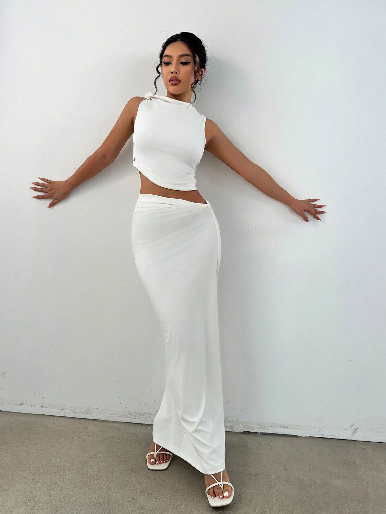 MOOSTA Mock Neck Crop Tank Top & Pencil Skirt