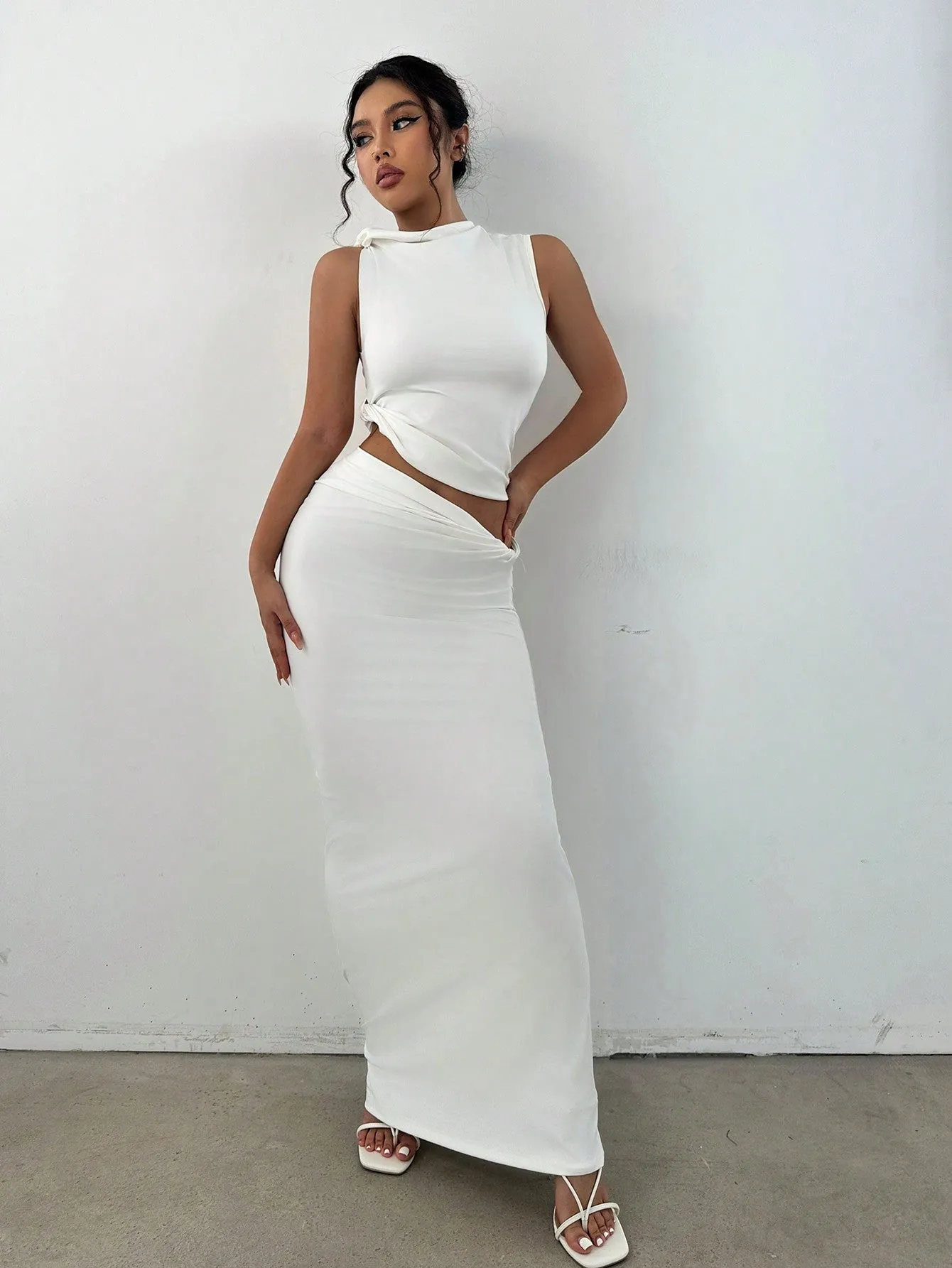 MOOSTA Mock Neck Crop Tank Top & Pencil Skirt