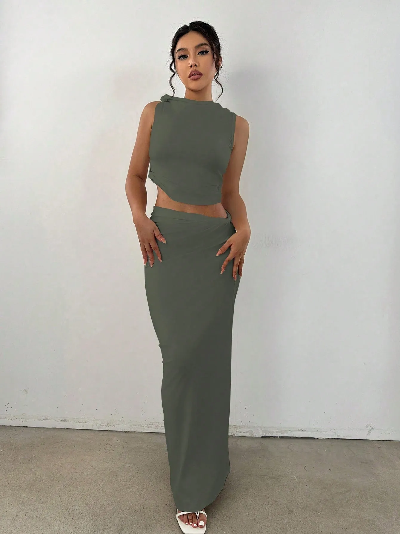 MOOSTA Mock Neck Crop Tank Top & Pencil Skirt
