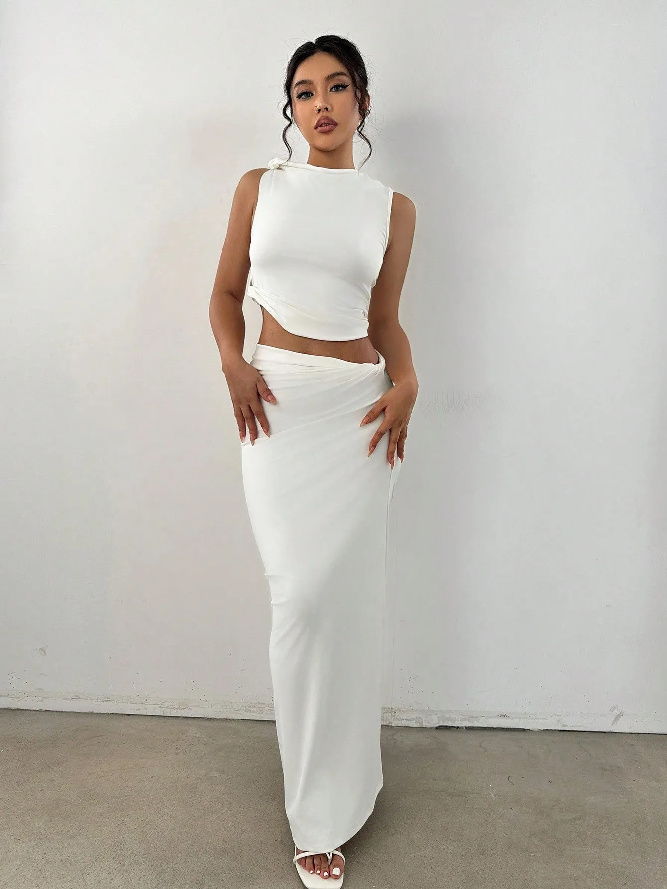 MOOSTA Mock Neck Crop Tank Top & Pencil Skirt