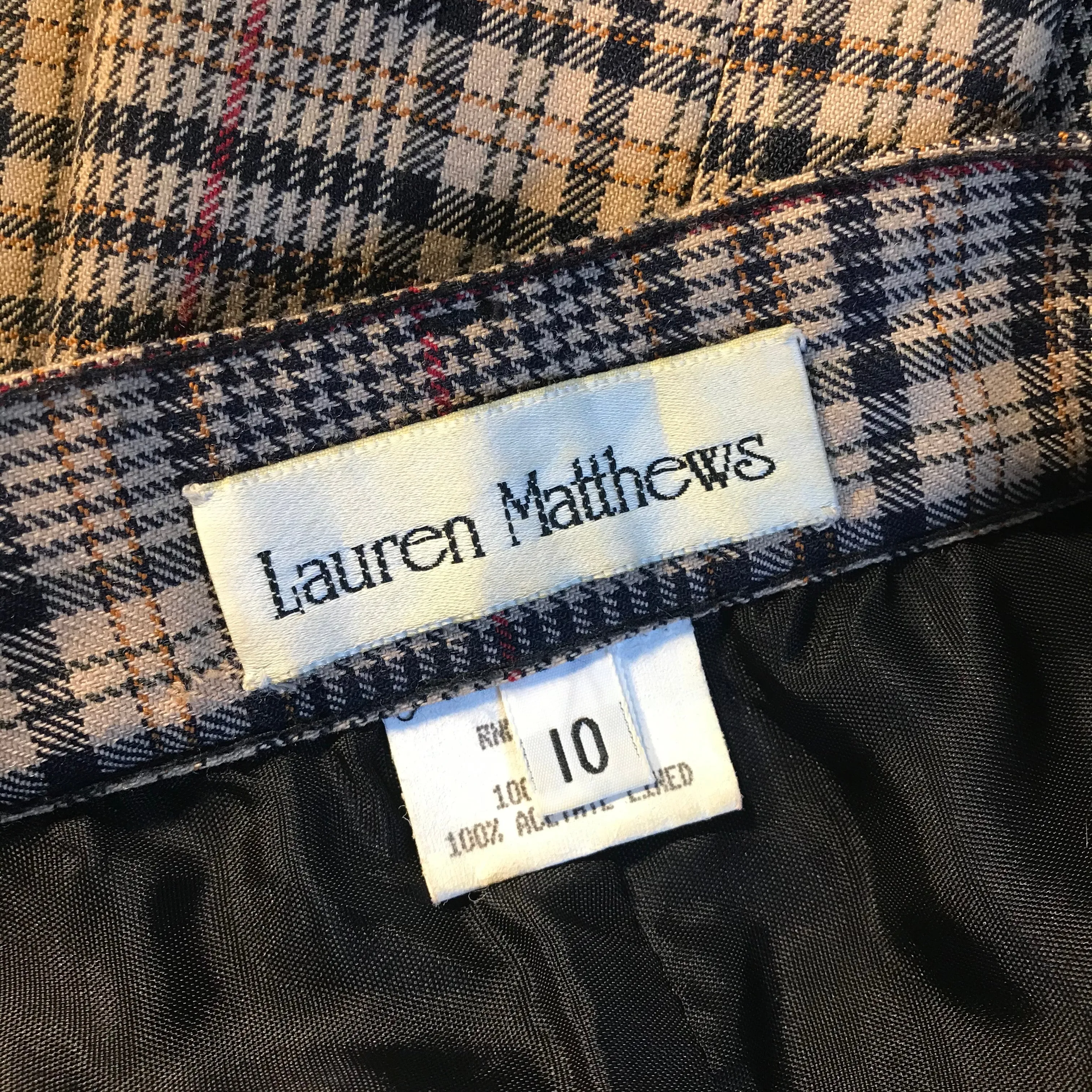 Vintage 1980s Plaid Pleated Wool Bermuda Shorts